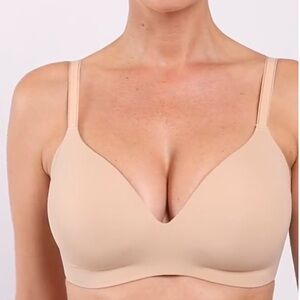 NWT KNIX WingWoman Contour Bra - Warm Sand